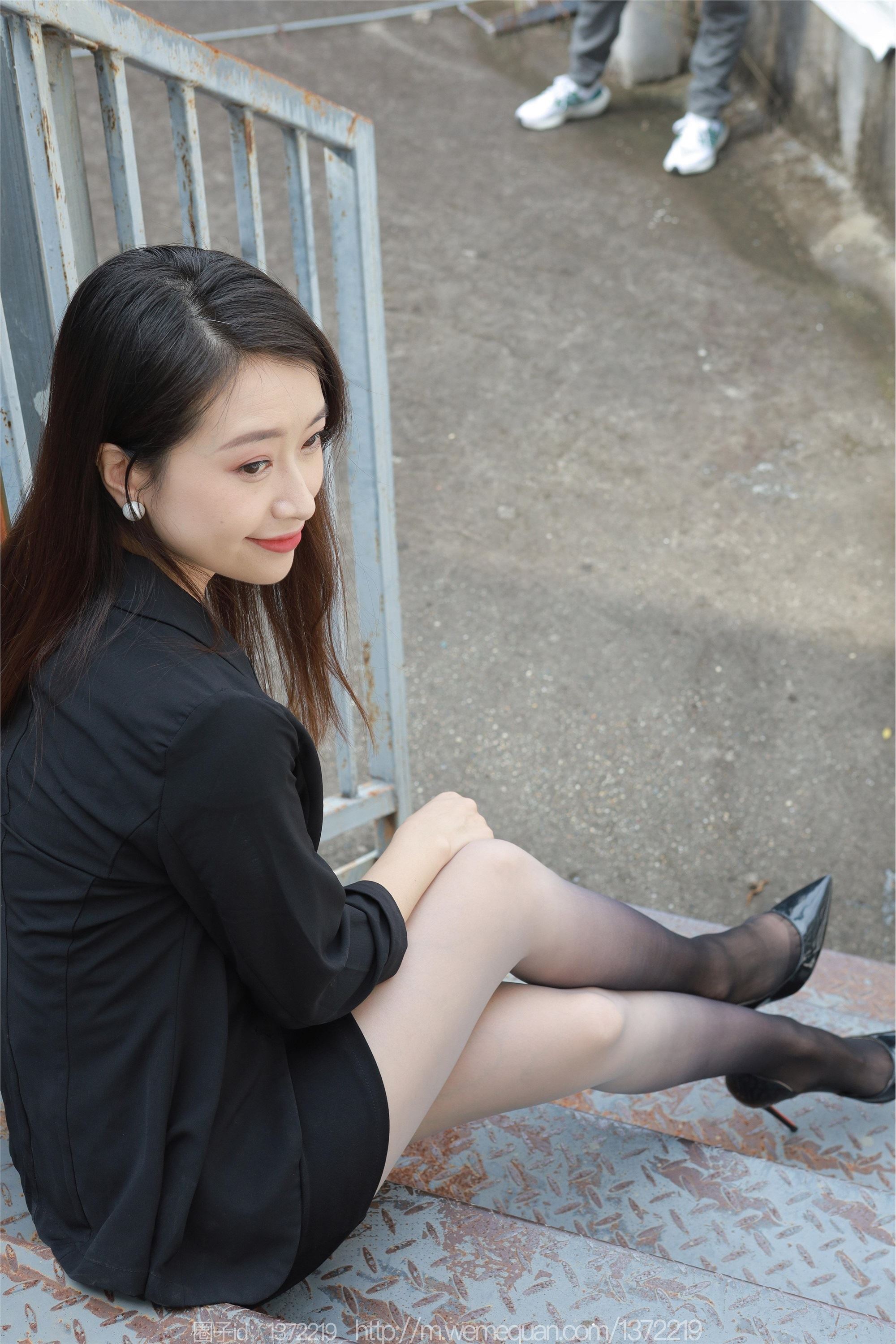 IESS异思趣向  2023.09.28 丝享家 1545 小婕《黑白灰渐变》